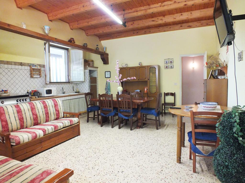Bed and Breakfast Zia Pia Locogrande Exterior foto